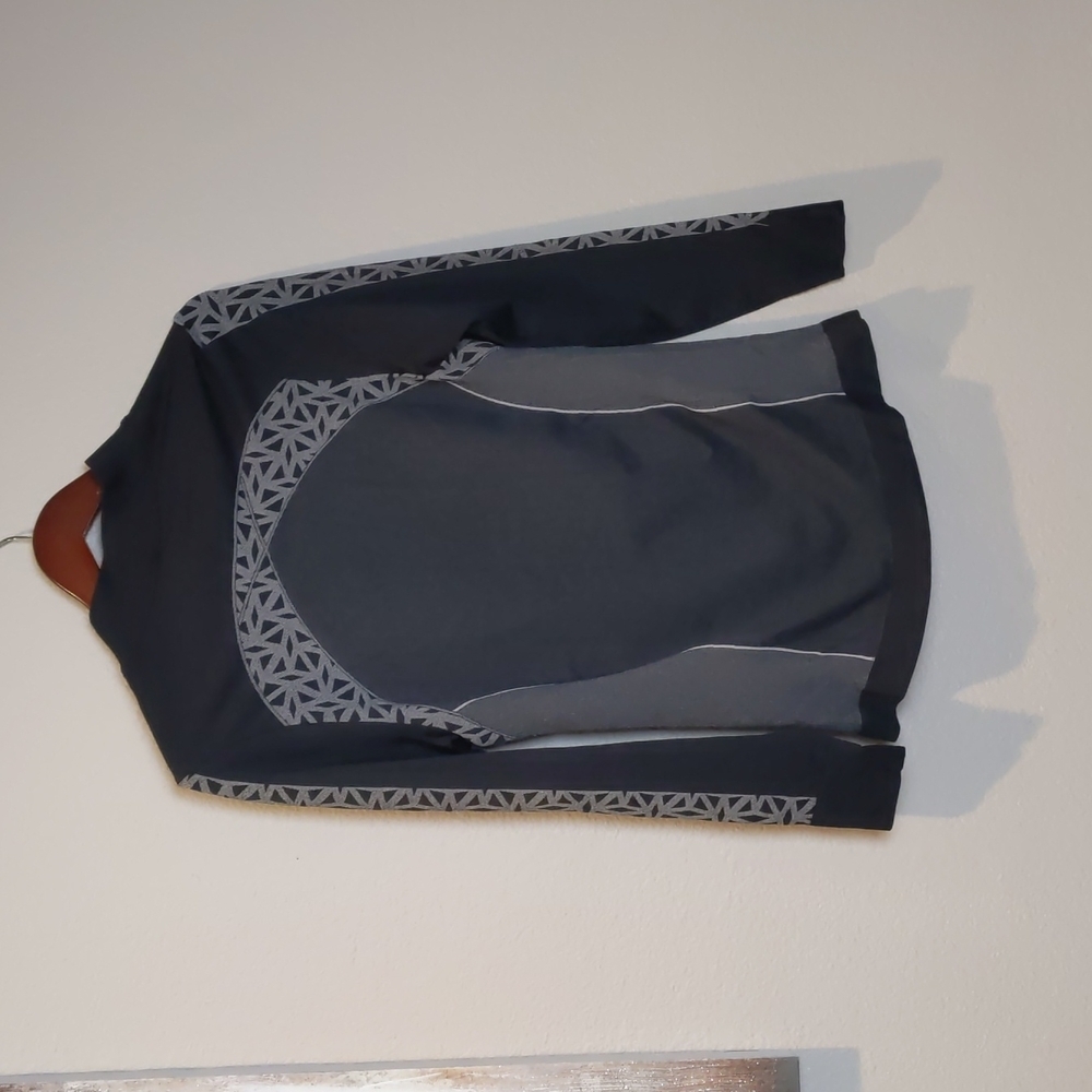 Under Control Workout Jacket - Picture 2 of 4